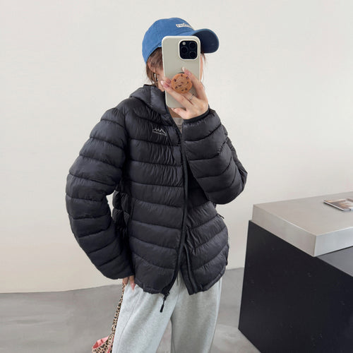 Damen ultraleichte Pufferjacke mit abnehmbarer Kapuze und elastischem Saum R&B