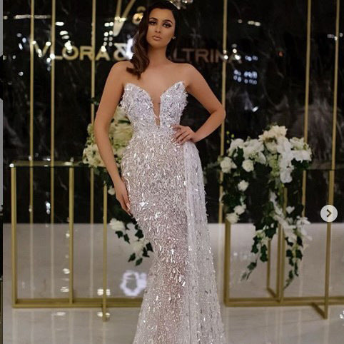 Damen Glamouröses Abendkleid mit schimmernden Pailletten und transparentem Rock R&B