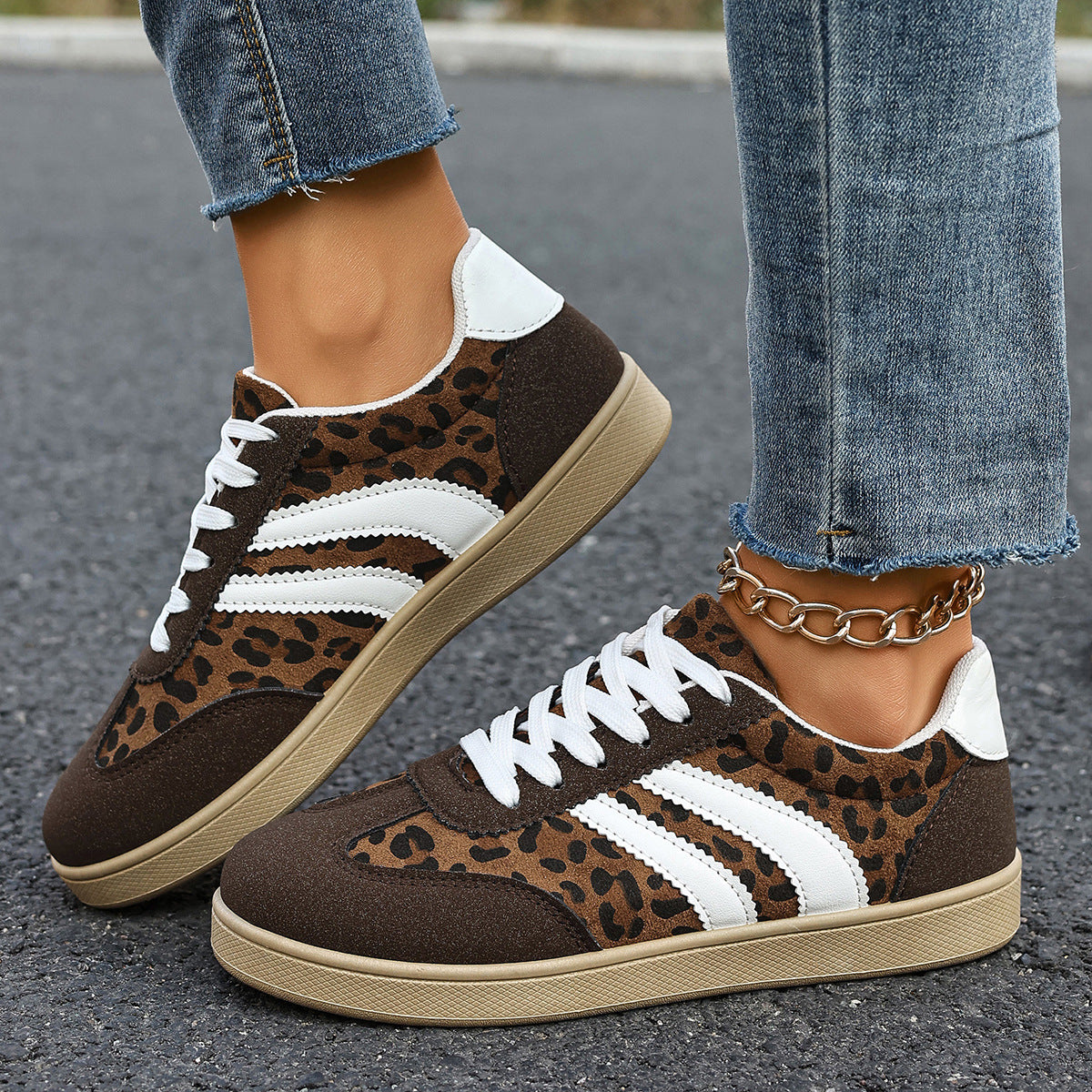Damen Sneakers im Leopardenmuster mit bequemer Sohle R&B