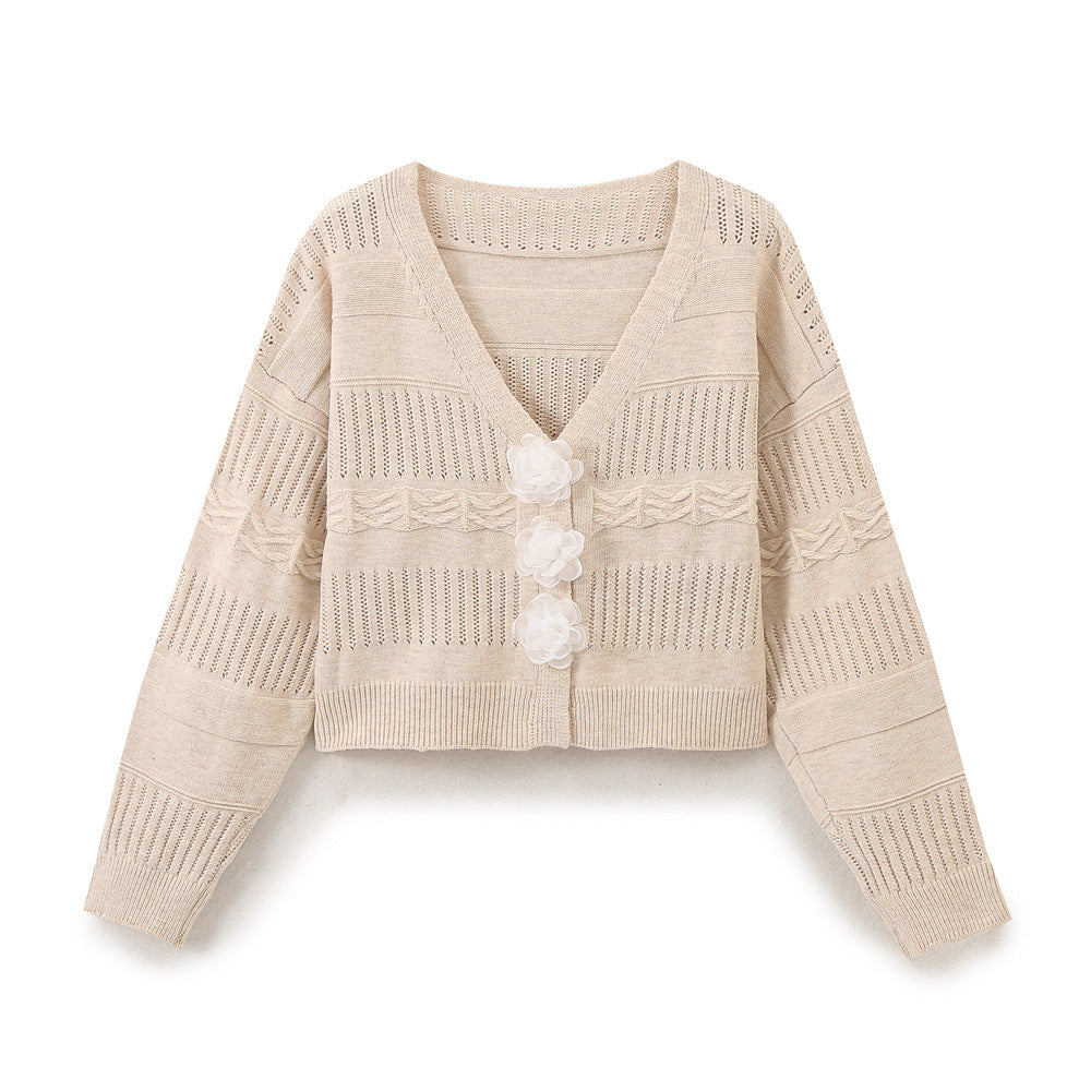 Damen modische Strickjacke mit romantischen Blumenknöpfen und lässigem Schnitt R&B