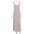 Damen Elegantes Maxikleid mit schlichten Trägern und fließendem Schnitt R&B