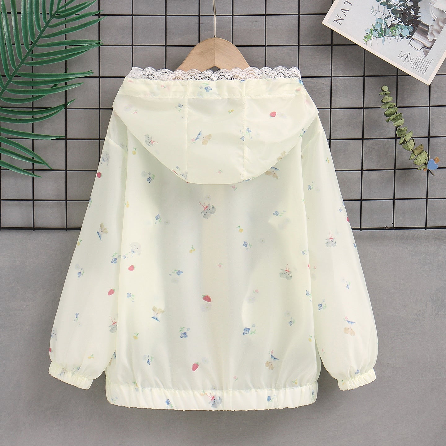 Damen nan leichte Kapuzen-Sommerjacke mit Spitzenbesatz, zartem Allover-Print und Reißverschluss R&B