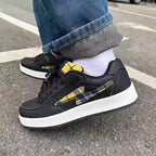 Damen Sneakers im modernen Karo-Design mit bequemer Dämpfung
