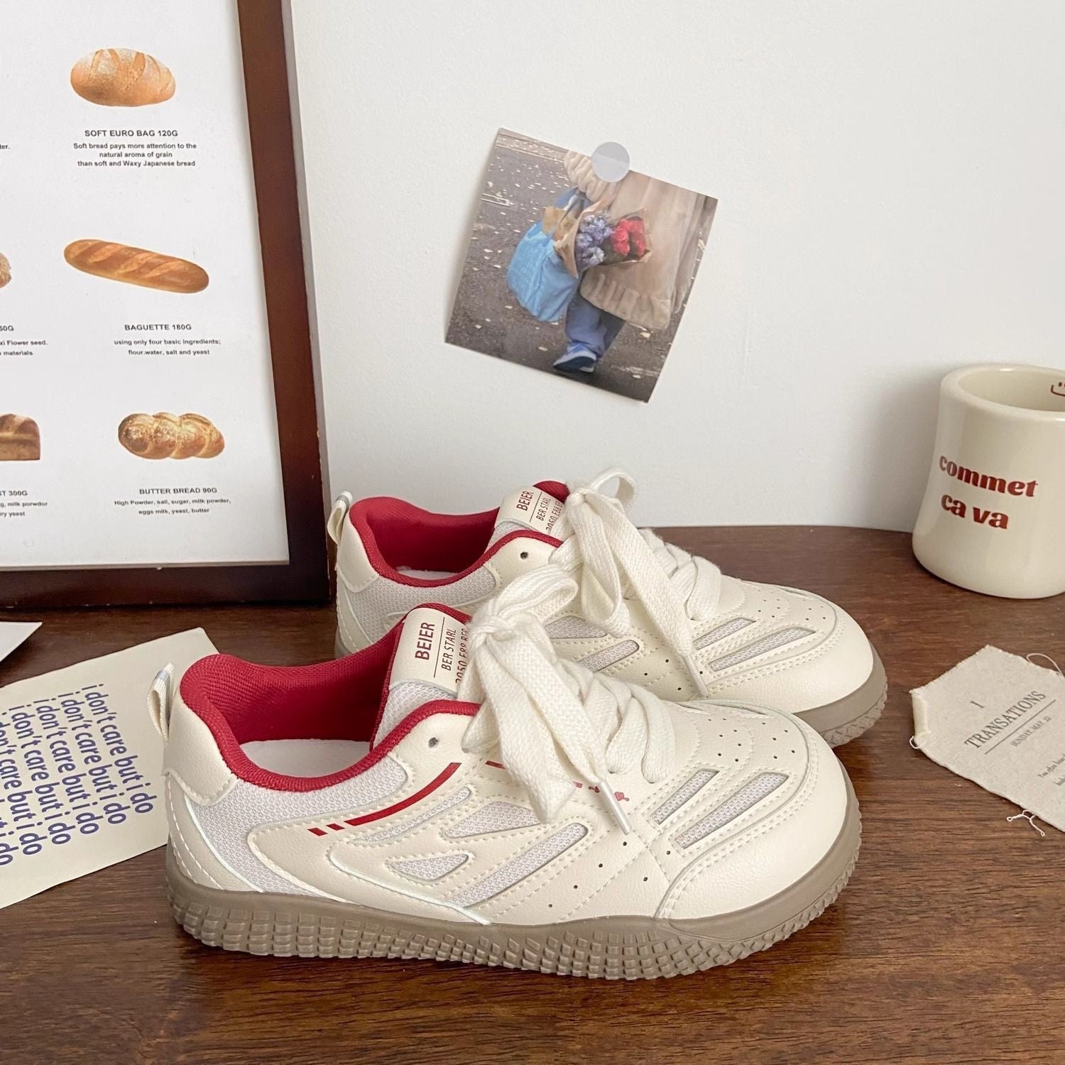 Damen Sportliche Sneaker mit atmungsaktiver Obermaterialstruktur und rutschfester Sohle