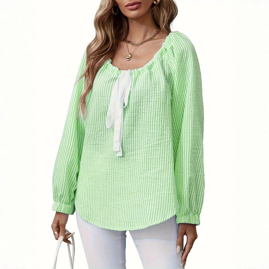 Damen Bluse mit schmeichelndem Rundhalsausschnitt und eleganten Rüschendetails R&B