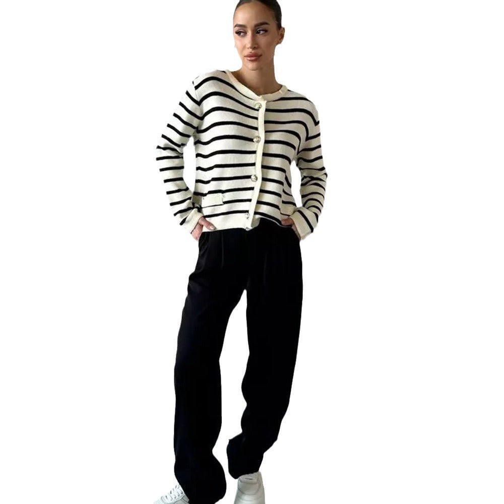 Damen gestreifter Cardigan mit Knopfdetails und vielseitiger Passform R&B