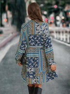 Damen Boho-Minikleid mit langen Ärmeln und buntem Muster R&B
