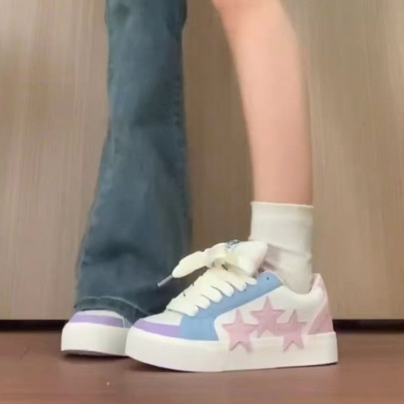 Damen Sneaker im modernen Sternen-Design R&B