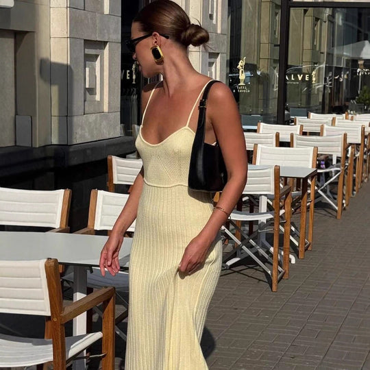 Damen Maxikleid mit feiner Rippenstruktur und elegantem Trägerdesign R&B