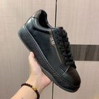 Damen Sportliche Sneaker mit modischer Oberflächenstruktur und komfortabler Dämpfung R&B