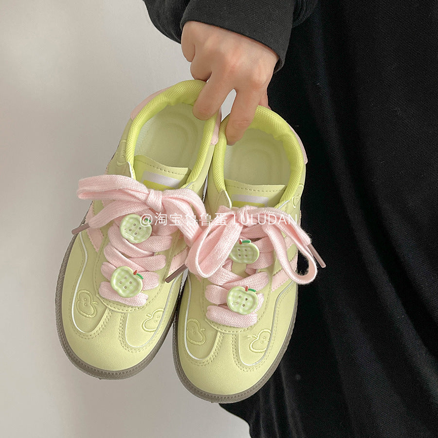 Damen Verspielte Sneakers mit kreativem Design und bunten Applikationen R&B