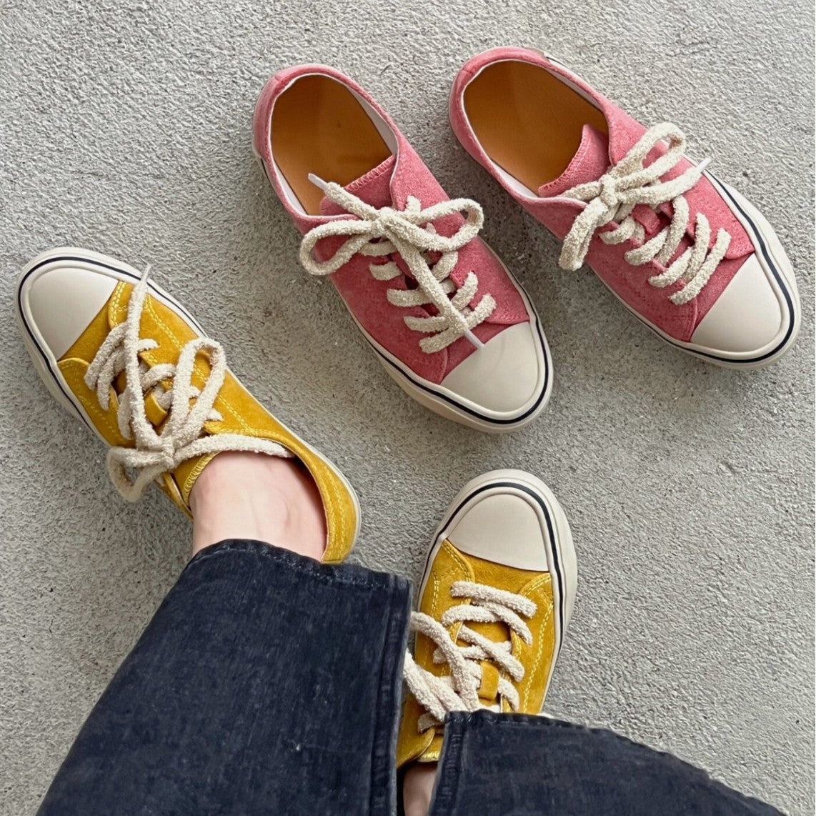 Damen Freizeit-Sneaker mit weichem Veloursleder und dicker Schnürung R&B