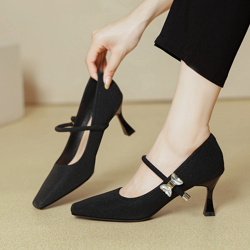 Damen elegante Mary Jane Pumps mit dekorativen Schmuckdetails
