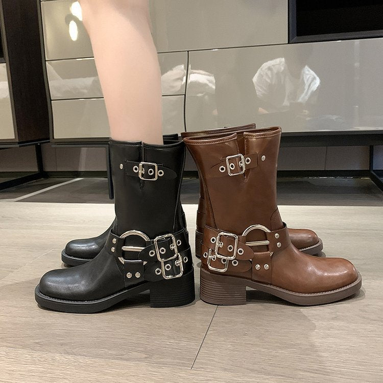 Damen Boots mit modischem Schnallen-Detail und robustem Blockabsatz R&B