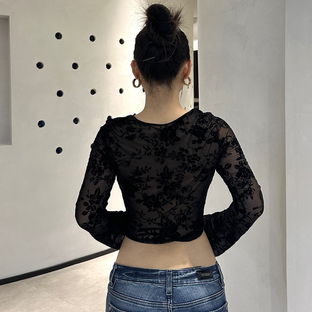 Damen Spitzenoberteil mit langem Arm und dekorativem BindR&Band R&B