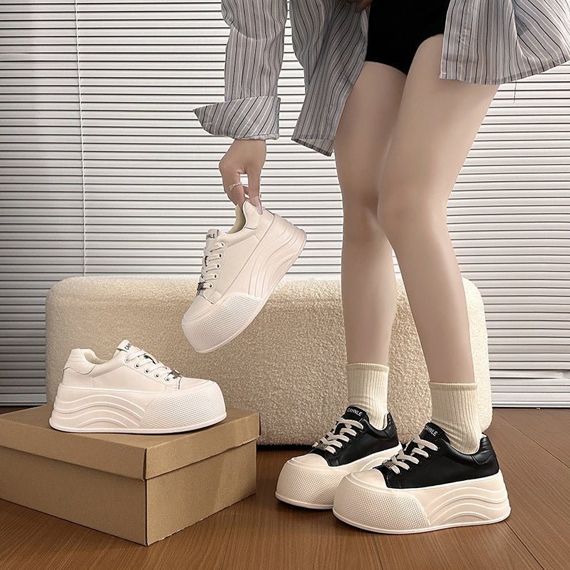 Damen Sneakers mit hoher Plateausohle und innovativem Design R&B
