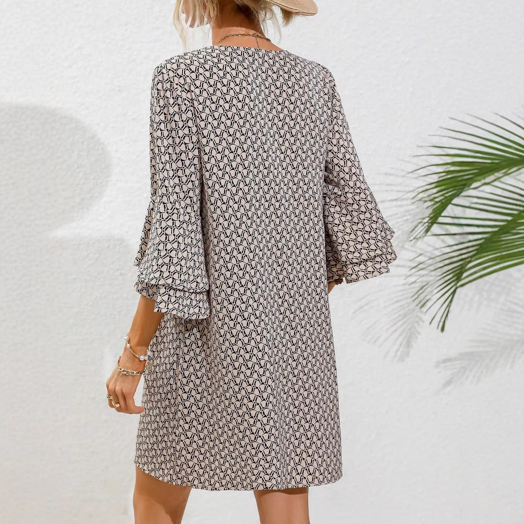 Damen Wickelkleid mit voluminösen Ärmeln und elegantem V-Ausschnitt Heidi-Mode