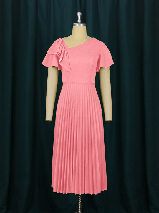 Damen Plissee-Kleid mit asymmetrischem Schnitt und eleganter Rüsche R&B