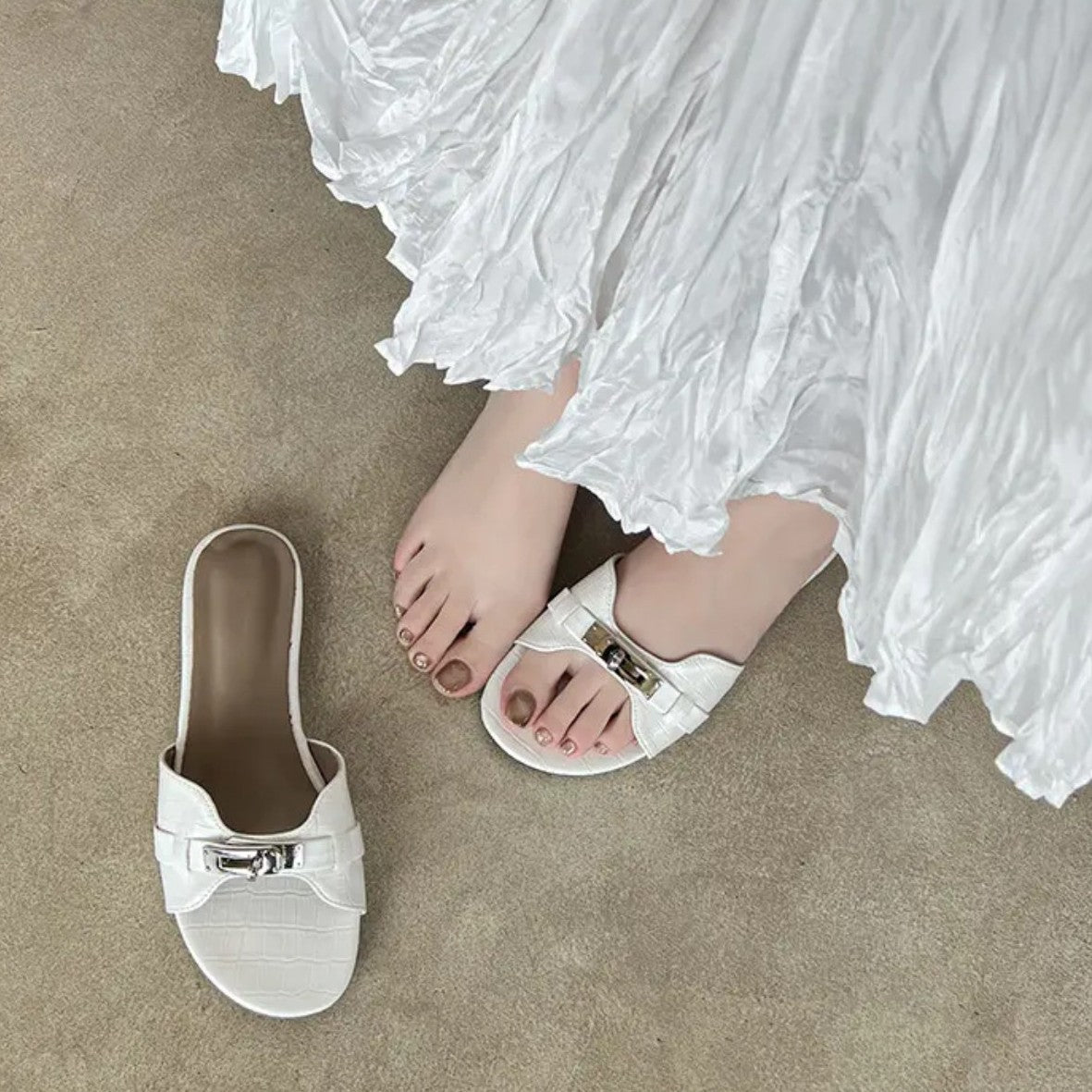 Damen elegante Zehentrenner-Sandalen mit modischem Akzent R&B