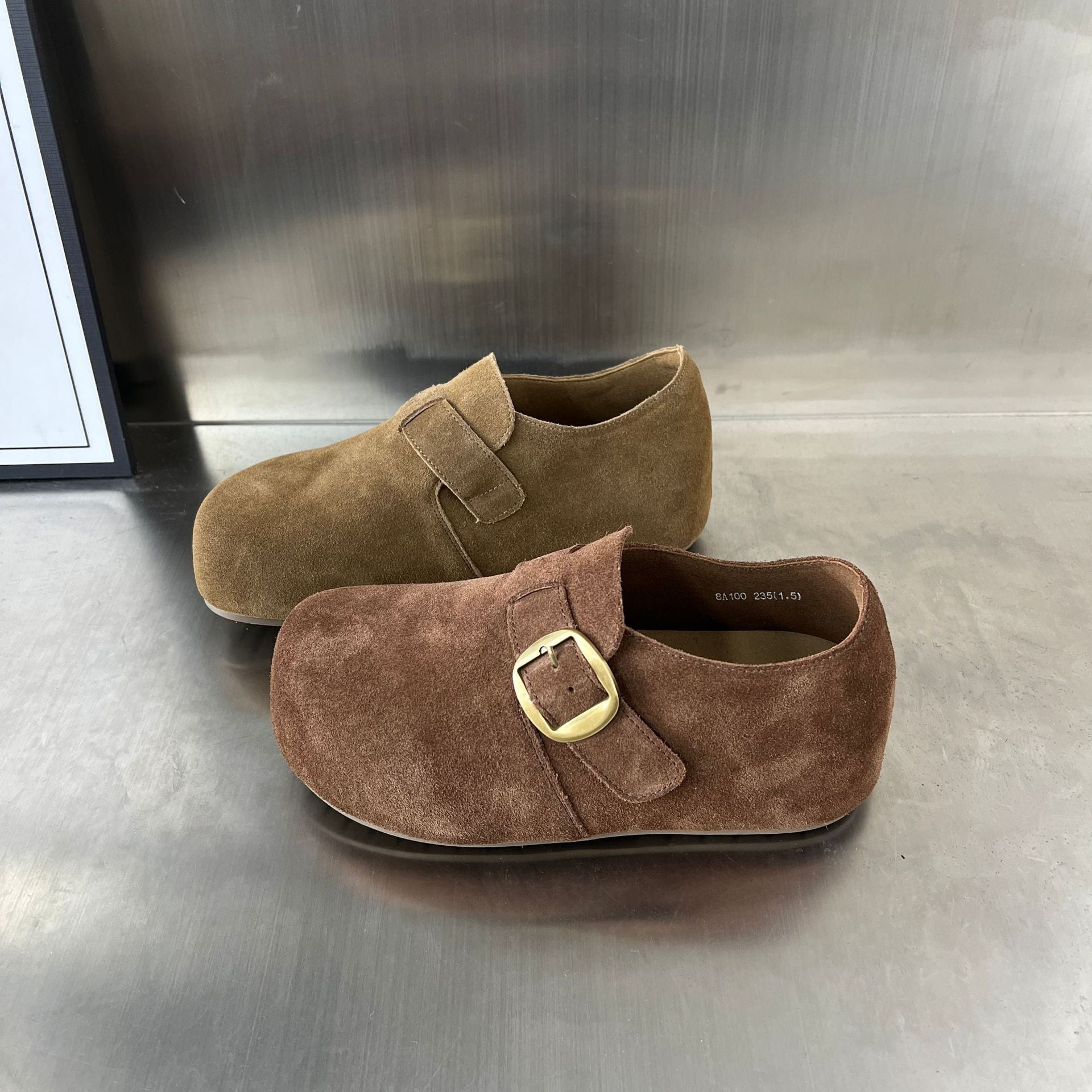 Damen Komfortable Wildleder-Clogs mit modischer Schnallenverzierung R&B