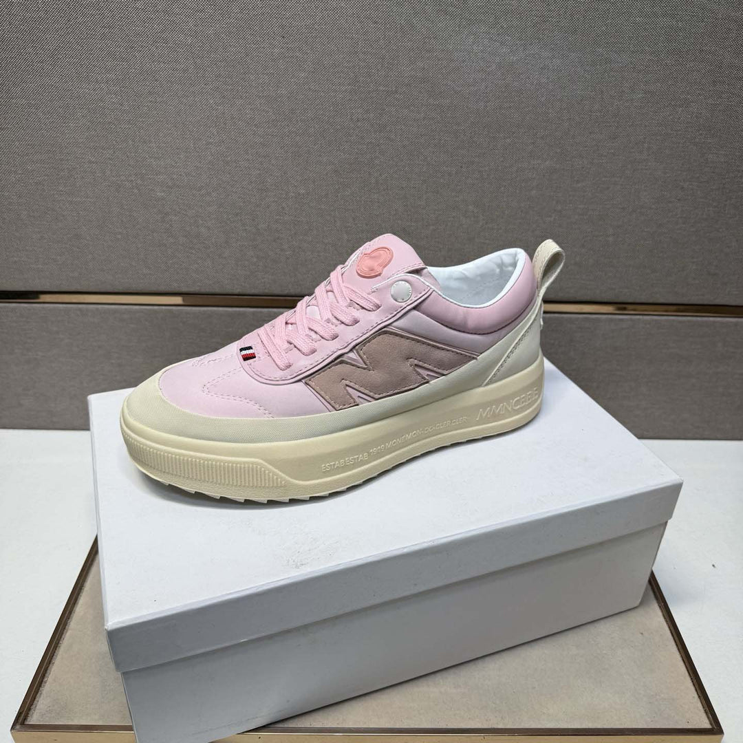Damen Sneakers mit atmungsaktivem Obermaterial und sportlichem High-Performance Design R&B