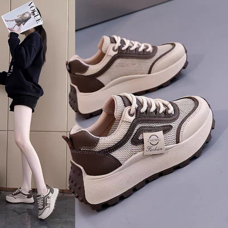 Damen Sportliche Sneakers mit hohem Plateau und atmungsaktiver Mesh-Oberfläche