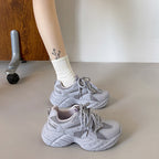 Damen Sportliche Sneaker mit atmungsaktiver Mesh-Oberfläche und dämpfender Sohle R&B
