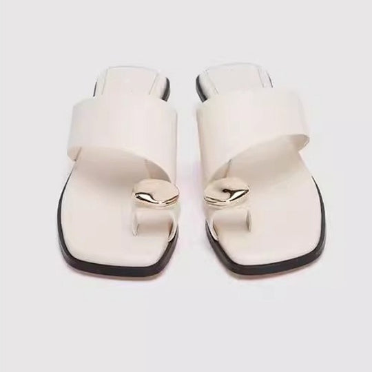 Damen elegante Zehentrenner-Sandalen mit modischen Riemen und goldfarbenem Akzent R&B