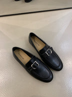 Damen elegante Mokassins mit dekorativem Schnallenverschluss R&B