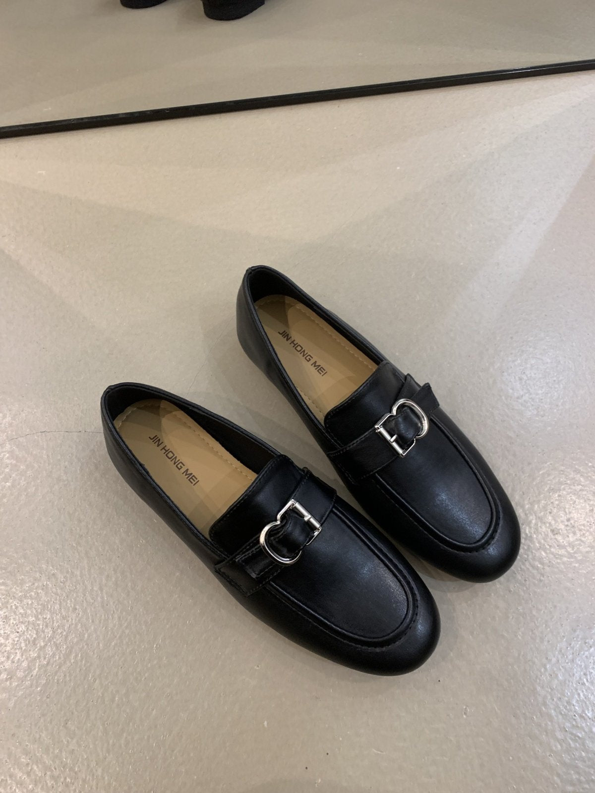 Damen elegante Mokassins mit dekorativem Schnallenverschluss R&B