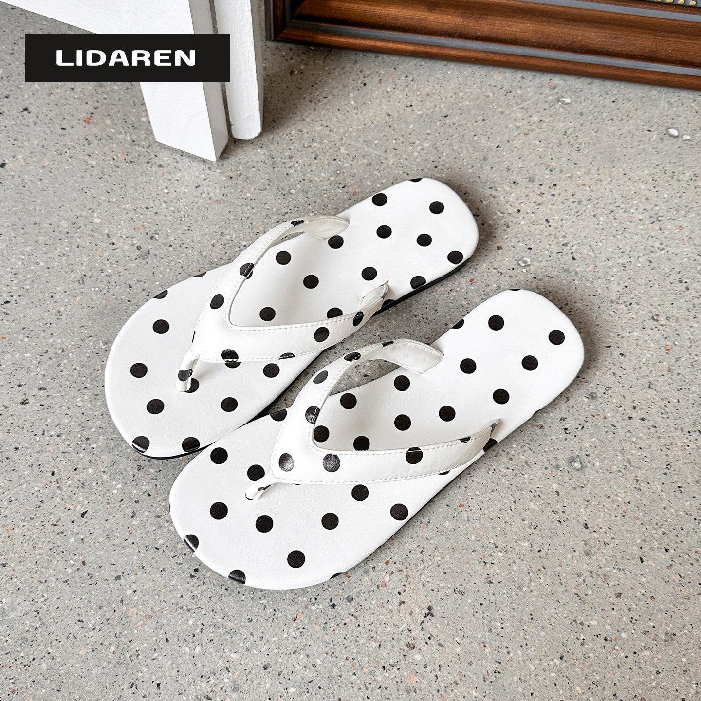 Damen Zehentrenner-Sandalen mit modernem Punkte-Design R&B