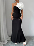Damen figurbetontes Maxikleid mit asymmetrischem Design und dekorativer Blütenapplikation R&B