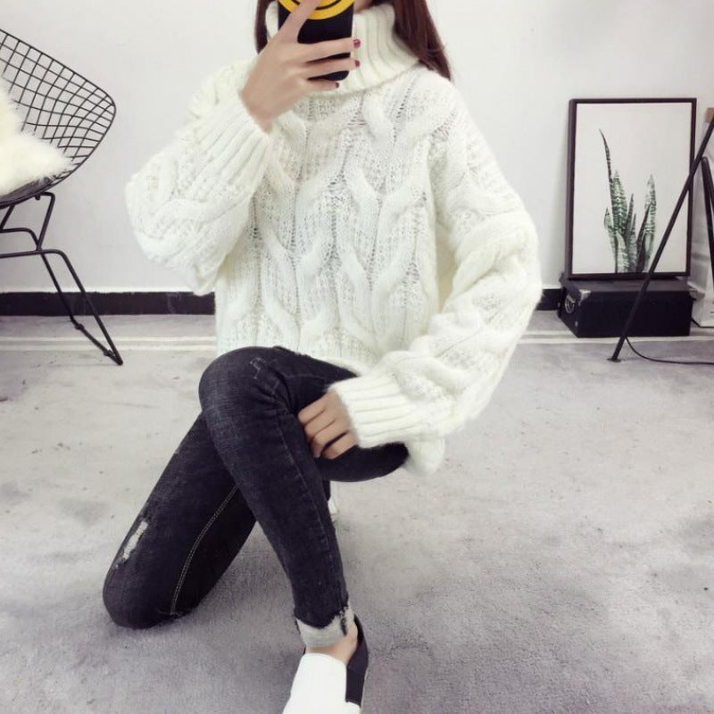 Damen Grobstrickpullover mit hohem Kragen und elegantem Zopfmuster R&B