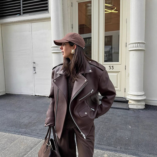 Damen Kunstleder Bikerjacke mit erhöhtem Kragen und elegantem Schnitt R&B