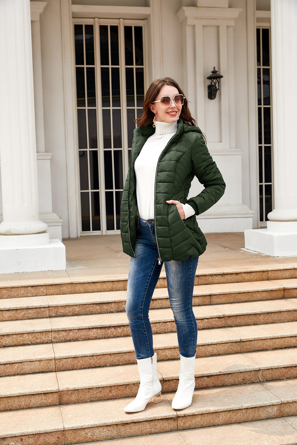 Damen gesteppte Winterjacke mit kuscheligem Innenfutter und praktischem Reißverschluss R&B