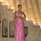 Damen Maxikleid mit verführerischem Halterneck und raffiniertem Cut-Out R&B