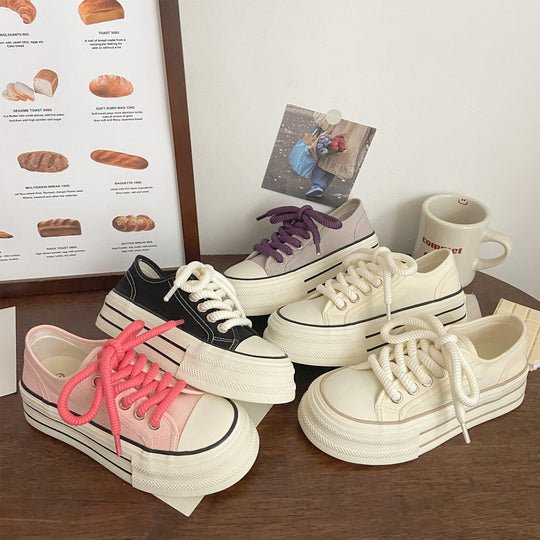 Damen Plateau-Sneaker mit modischem Obermaterial und stylischer Schnürung R&B