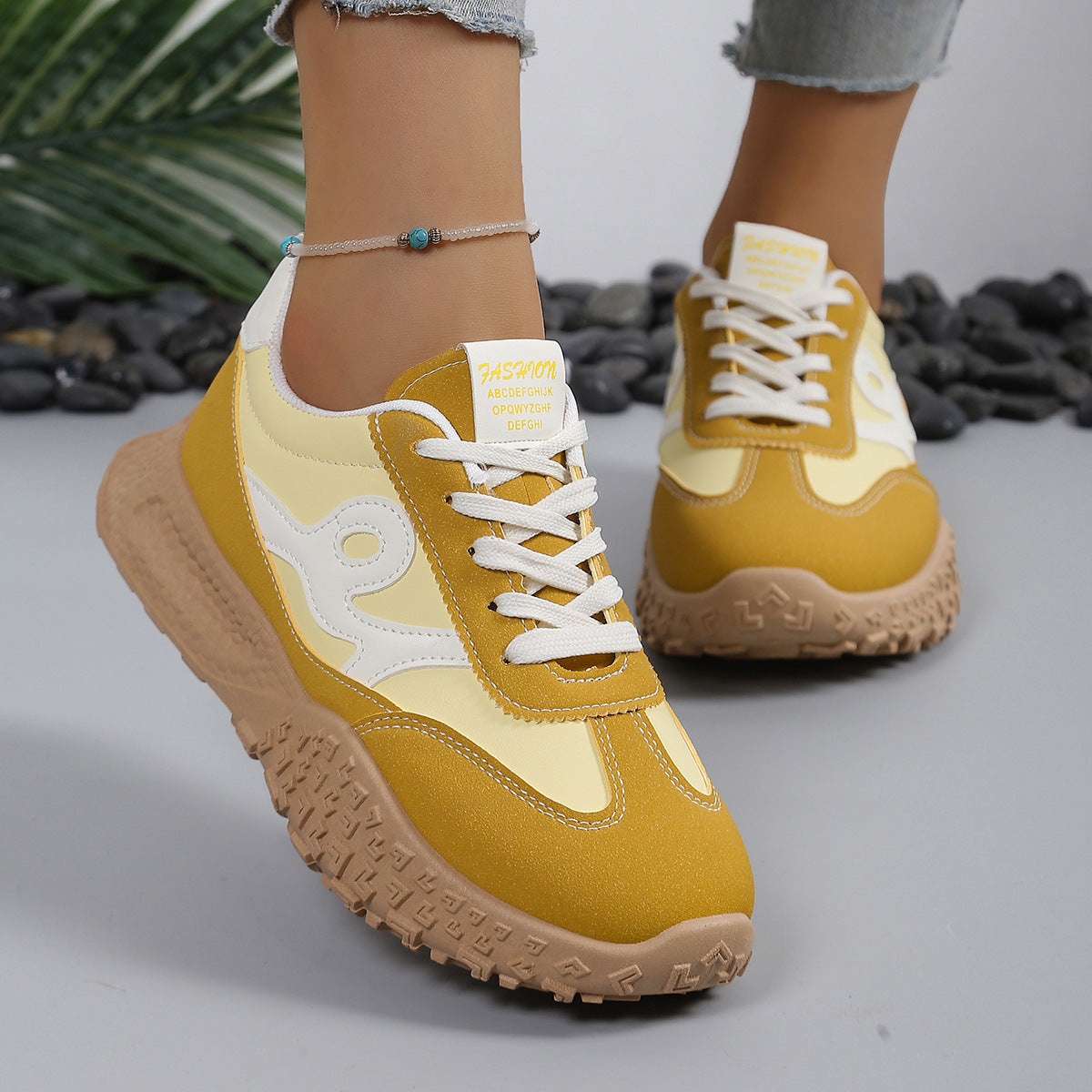 Damen Sportliche Sneakers mit rutschfester Laufsohle R&B