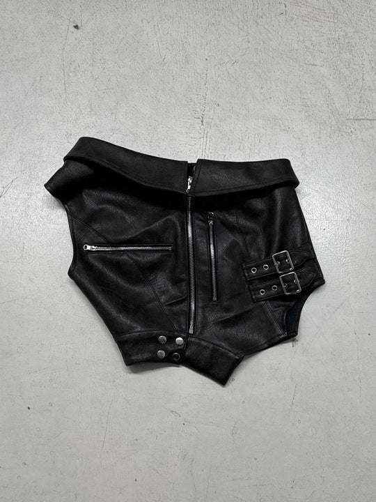 Damen hauteng geschnittene Kunstleder-Hotpants mit verstellbaren Schnallen R&B