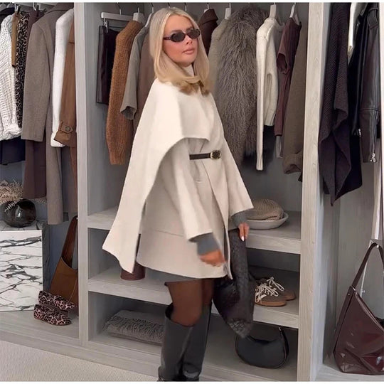 Damen Modische Wolljacke mit asymmetrischem Schnitt und praktischen Taschen R&B