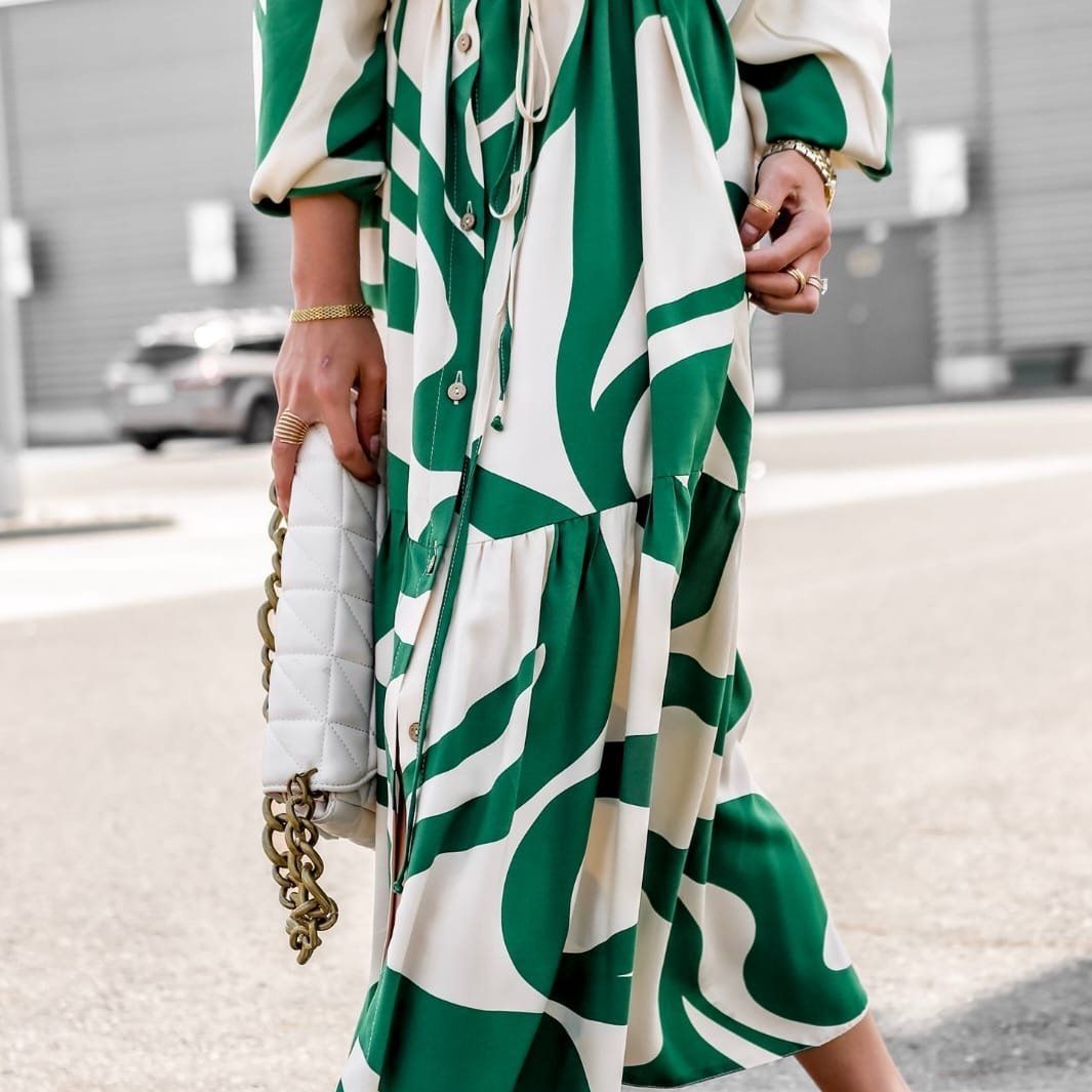 Damen Hemdblusenkleid mit modischem Wellenmuster und Taillengürtel R&B