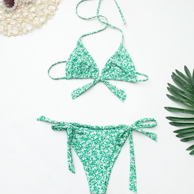 Damen Triangel-Bikini mit verspieltem BindR&Band und floralem Design R&B