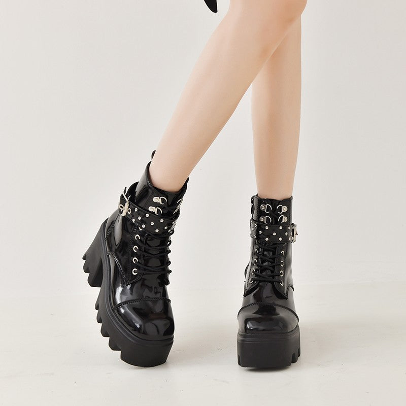 Damen High-Top Stiefeletten mit modischem Schnallen-Detail und robustem Plateau R&B