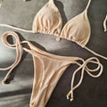Damen Triangel-Bikini mit raffinierten Details R&B
