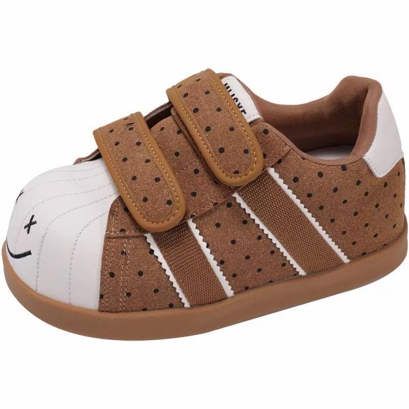 Damen Sneakers mit breiten Klettverschlüssen und lässigem Design