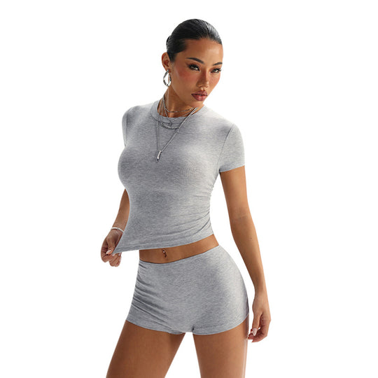 Damen Set aus figurbetontem T-Shirt und Shorts R&B