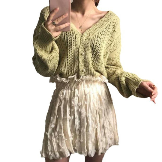 Damen Grobstrickpullover mit modischem V-Ausschnitt und Knopfdetails R&B
