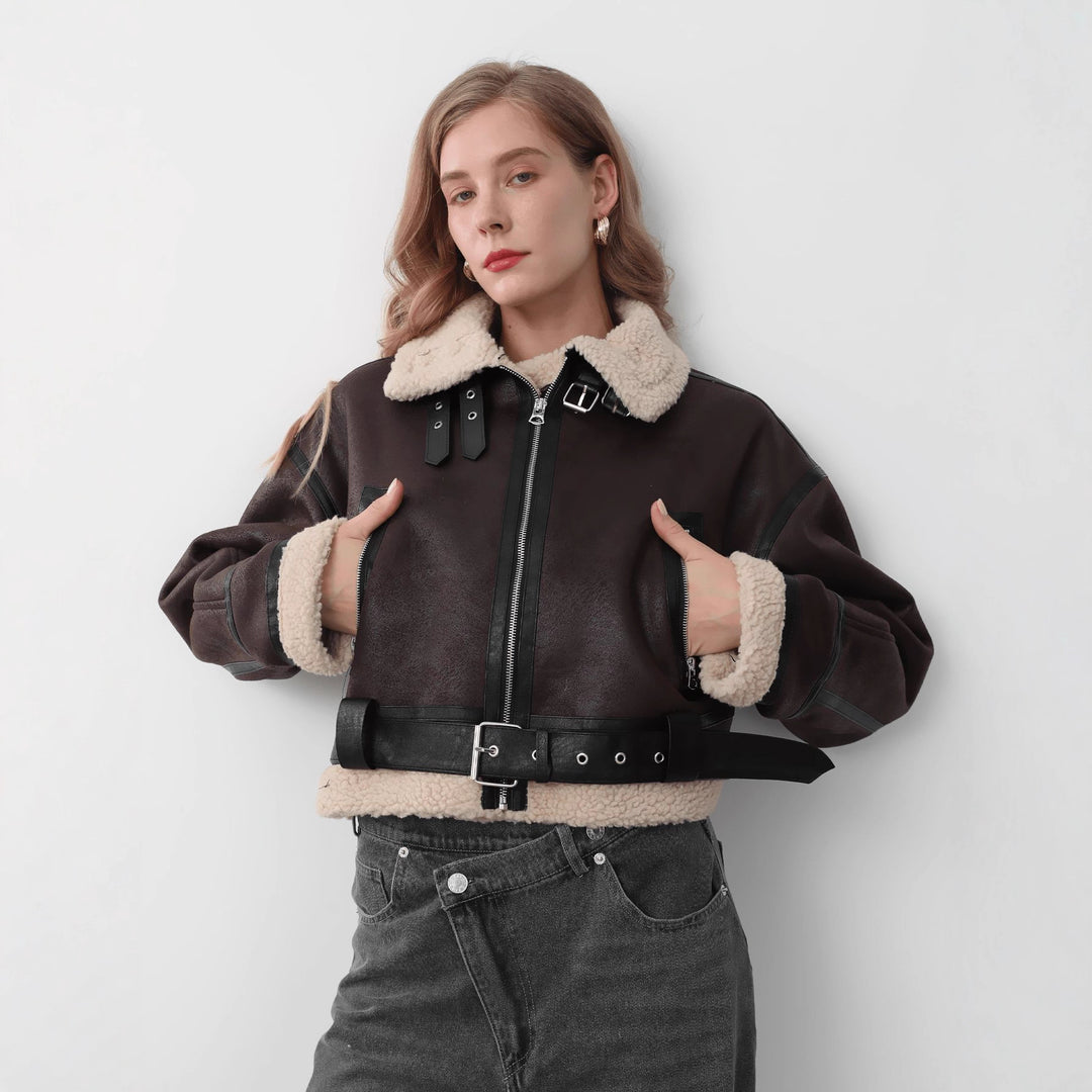 Damen modische Kurzjacke mit Schurwollkragen und Reißverschlusstaschen R&B
