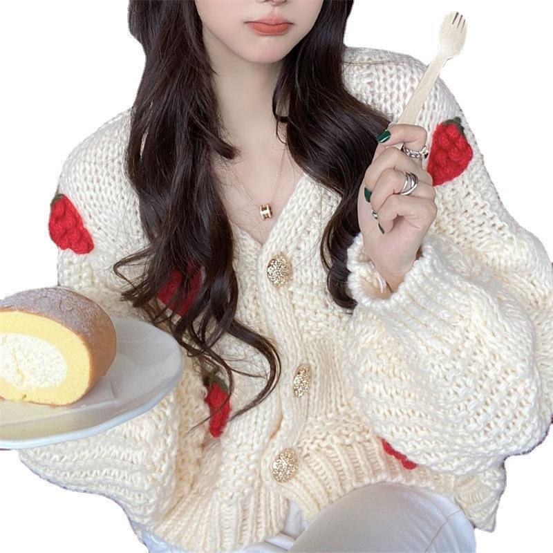 Damen Grober Strickcardigan mit Blumenstickerei und funkelnden Knöpfen R&B