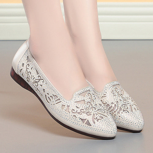 Damen Elegante Ballerinas mit filigranem Cut-Out-Design und funkelnden Strassdetails R&B